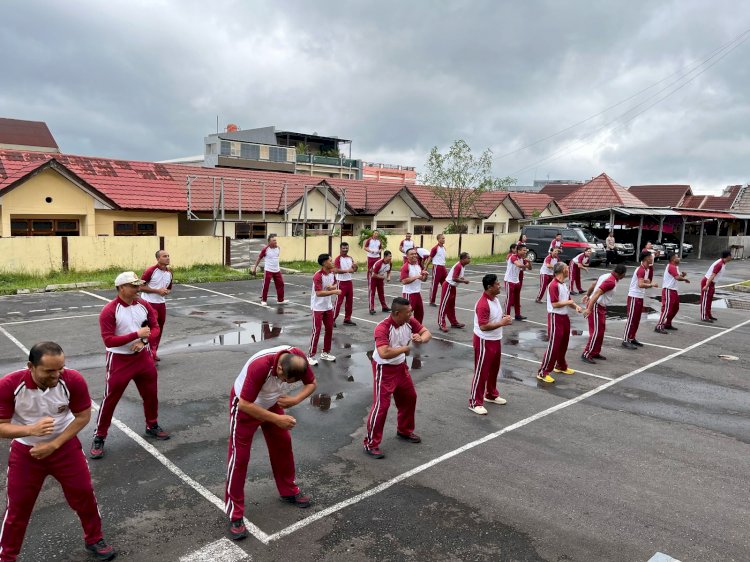 Jaga Kebugaran, Polres Manggarai Gelar Senam Bersama