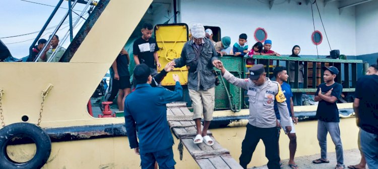 KP3 Laut Pelabuhan Reo Lakukan Pengamanan Kapal Penumpang di Pelabuhan Laut Reo