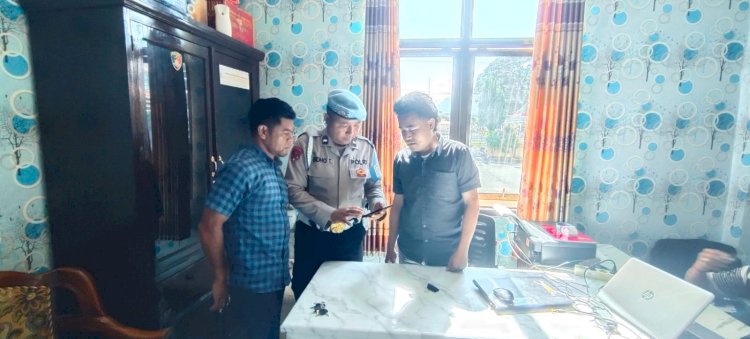 Propam Polres Manggarai Gelar Razia Judi Online terhadap Personil Polres Manggarai