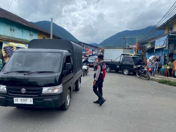 Sat Samapta Polres Manggarai Gelar Patroli Dialogis dan Pengaturan Lalu Lintas