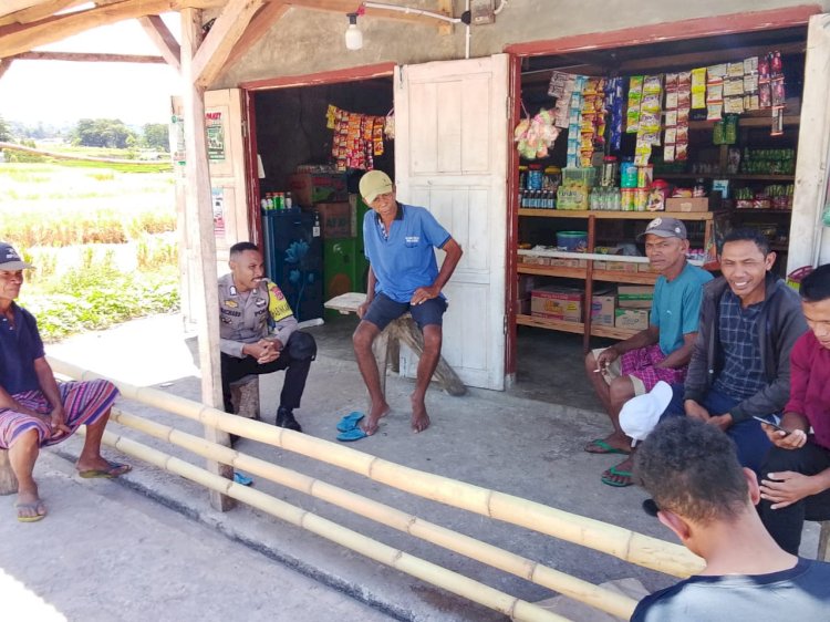 Polsek Satar Mese Gelar Jumat Curhat Bersama Warga Kampung Rengket, Bahas Masalah Irigasi Pertanian