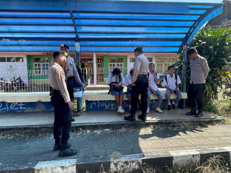 Patroli Dialogis Samapta Polres Manggarai Gencar Cegah Aksi Premanisme di Ruteng