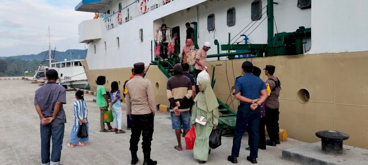 KP3 Laut Pelabuhan Reo Pastikan Aktivitas Pelabuhan Bebas dari Aksi Premanisme