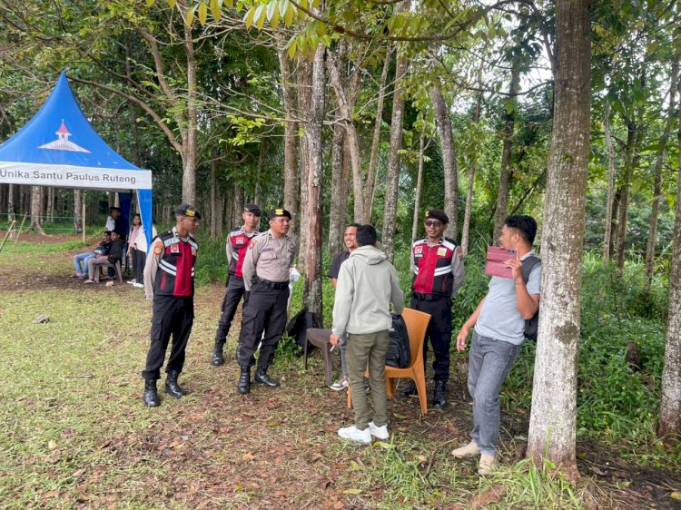 Sat Samapta Polres Manggarai Gelar Patroli Dialogis di Kota Ruteng dalam Rangka Operasi Pekat Turangga 2025