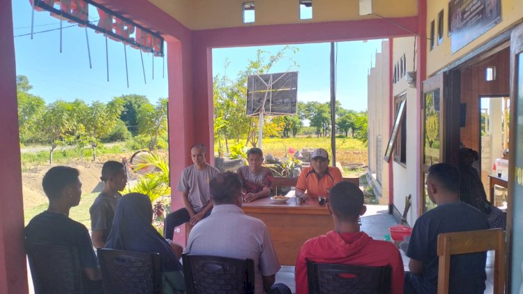 Polsek Reo Gelar Jumat Curhat Bersama Warga Kecamatan Reok: Komitmen Jaga Kamtibmas dan Waspada Rabies
