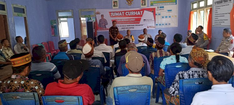Wakapolres Manggarai Pimpin Kegiatan Jumat Curhat di Desa Bangka Ajang