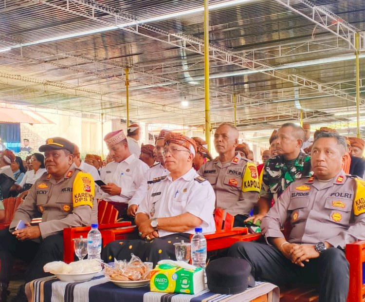 Polres Manggarai Laksanakan Pengamanan Hari Ke-2 Kunjungan Kerja Menteri Hak Asasi Manusia RI Di Kabupaten Manggarai