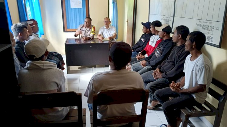Kapolsek Cibal Gelar Jumat Curhat, Sampaikan Himbauan Kamtibmas dan Tanggapi Keluhan Warga