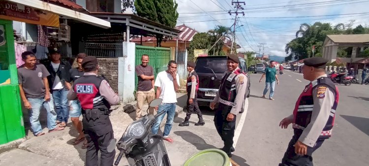 Patroli Dialogis Sat Samapta Polres Manggarai Ciptakan Situasi Kamtibmas Kondusif di Kota Ruteng
