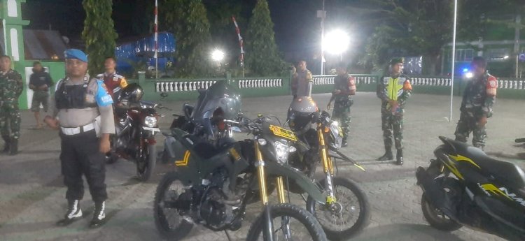 Kapolsek Reo Pimpin Patroli Gabungan Jelang Hari Raya Idul Adha 1446 H di kecamatan Reok.