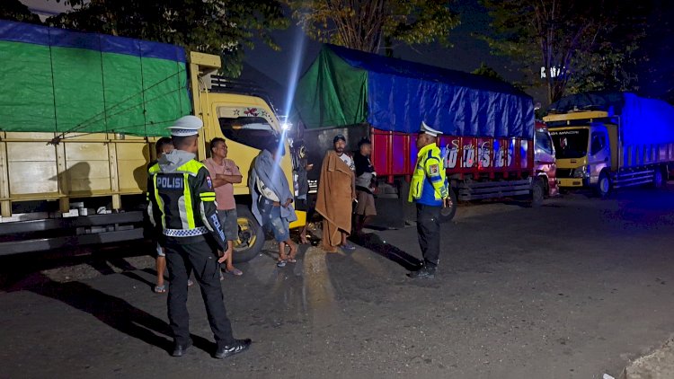 Giat Patroli Malam Antisipasi Balap Liar, Parkir Liar Dan Laka Lantas Di Wilkum Polres Manggarai