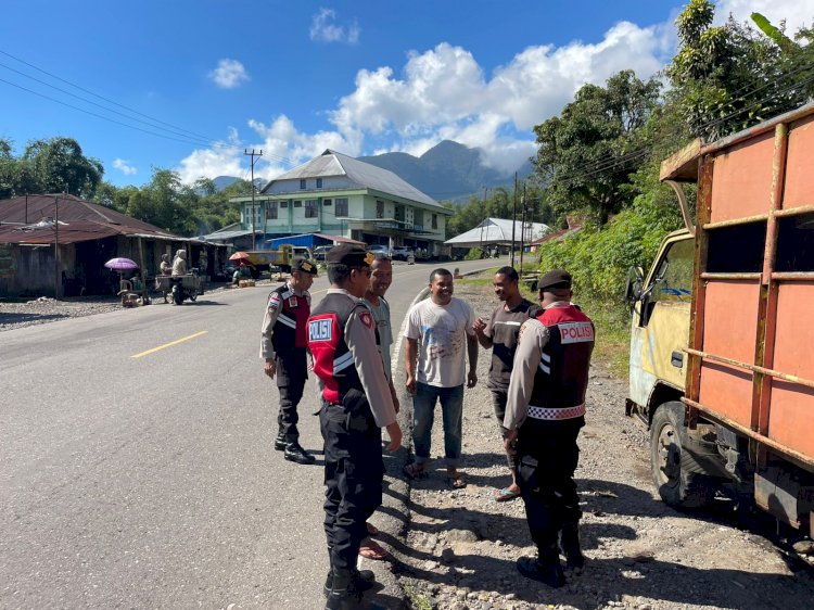 Patroli Dialogis Dan Pengaturan, Sat Samapta Selalu Hadir Ditengah Masyarakat Guna Ciptakan Rasa Aman Di Kota Ruteng