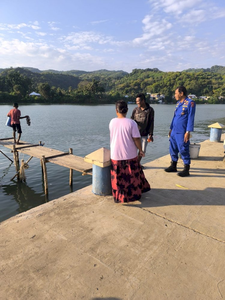Patroli dan Sambang Satpolairud Polres Manggarai: Himbauan Kamtibmas Untuk Nelayan Pesisir Sungai Wae Pesi