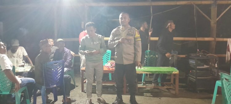 Bhabinkamtibmas Rahong Utara Hadiri dan Amankan Kegiatan Pesta Pengumpulan Dana Pendidikan