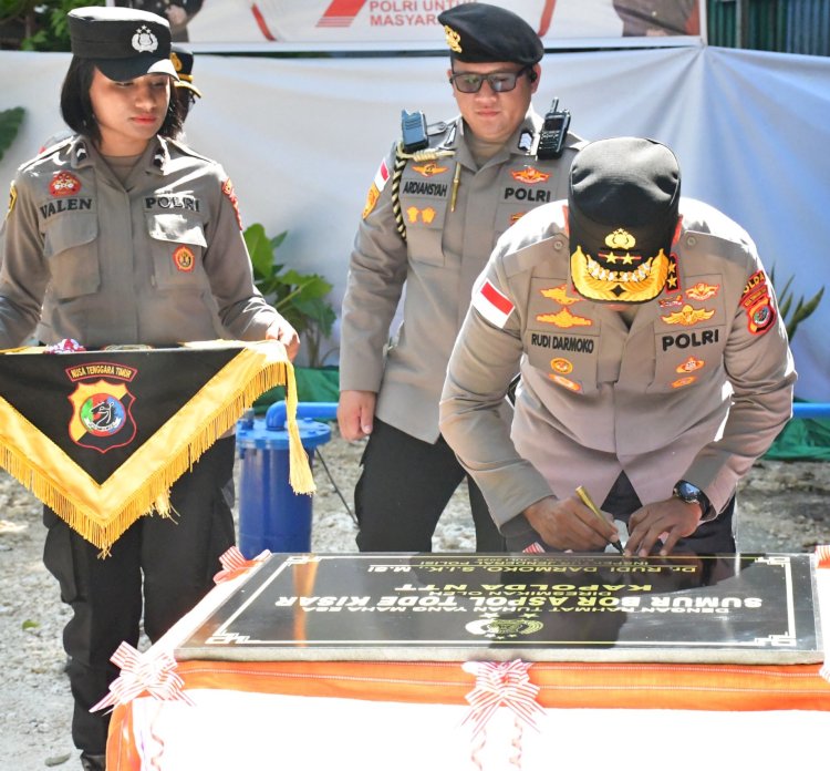 Wujud Kepedulian Polri di HUT Bhayangkara ke-79, Kapolda NTT Resmikan Sumur Bor untuk 43 KK Aspol Tode Kisar