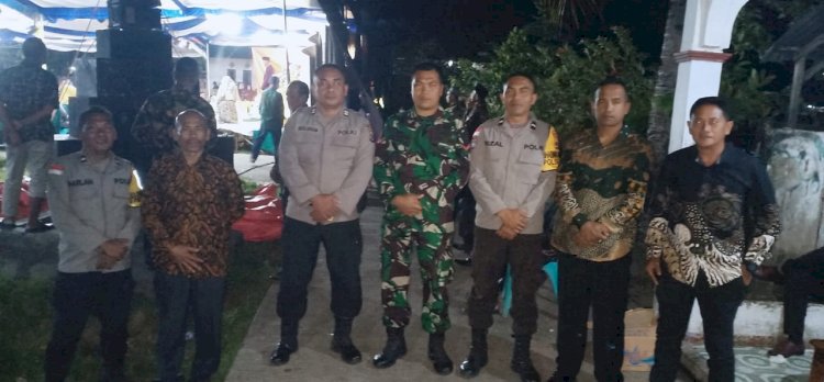 Bhabinkamtibmas dan Babinsa Laksanakan Pengamanan Resepsi Pernikahan di Jeneluma