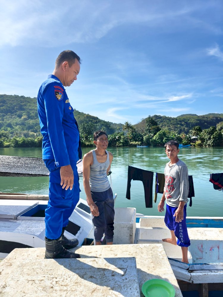 Satpolairud Polres Manggarai Laksanakan Sambang di Pesisir Sungai Wae Pesi