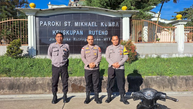 Polres Manggarai Pengamanan Gereja, Wujud Komitmen Polri dalam Menjaga Toleransi dan Keamanan Ibadah