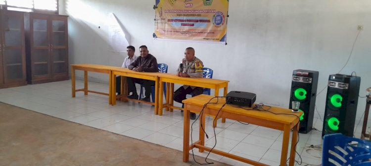 Bhabinkamtibmas Rahong Utara Hadiri dan Berikan Materi Pada Giat MPLS Siswa Baru