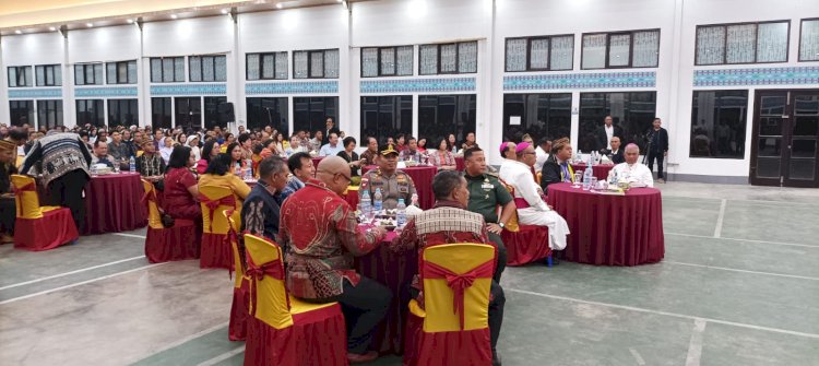 Polres Manggarai Laksanakan Pengamanan Misa Syukur Ulang Tahun Bapa Uskup Ruteng