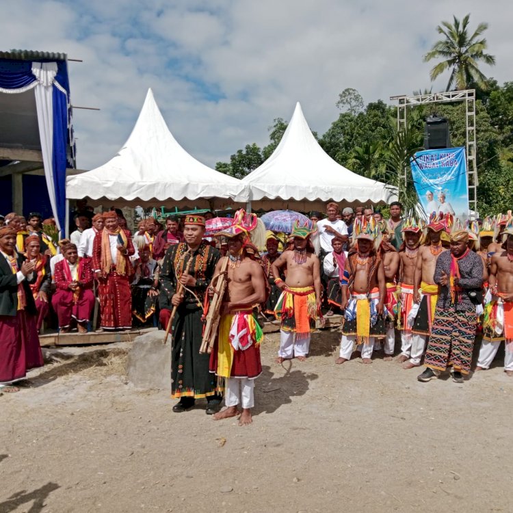 Kapolres Manggarai Hadiri Acara Adat Wagal Di Kampung Lukup Bersama Bupati Dan Unsur Forkopimda