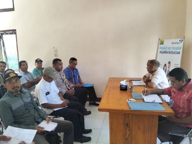 Bhabinkamtibmas Hadiri Minilok Penurunan Stunting Di Kecamatan Cibal Barat