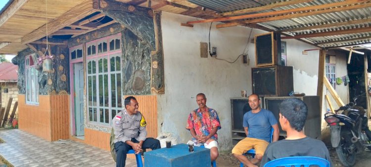 Bhabinkamtibmas Pantau Tanah Sengketa Di Desa Pong La’O Untuk Cegah Konflik Saat Ritual Adat