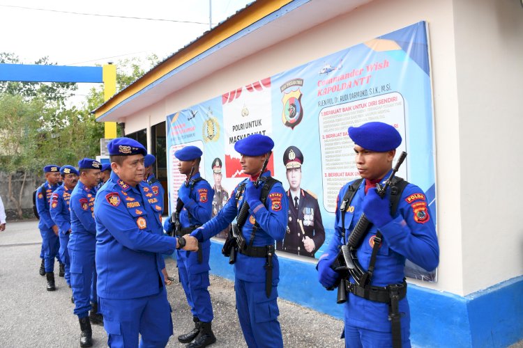 Kakorpolairud Tinjau Kesiapan Operasional Ditpolairud Polda NTT: Fokus pada Wilayah Perbatasan dan Penegakan Hukum Laut