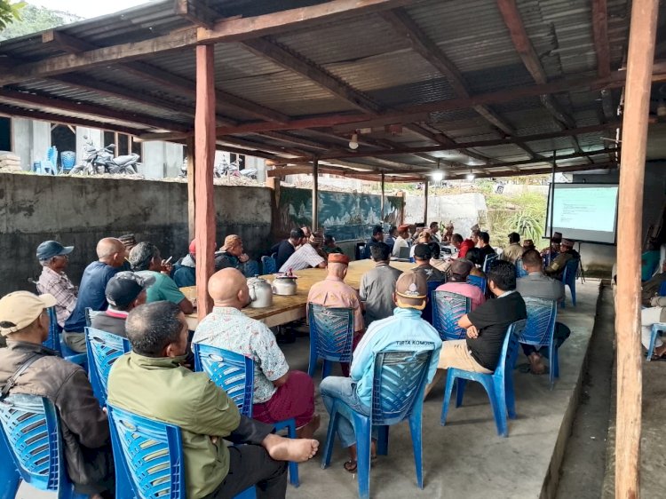 Wujud Kepedulian, Bhabinkamtibmas Hadiri Rapat Syukuran Pentahbisan Imam
