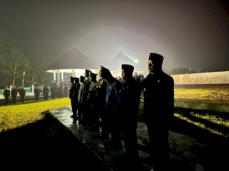 Apel Kehormatan dan Renungan Suci HUT ke-80 Proklamasi RI di Taman Makam Pahlawan Lalong Tanah Ruteng