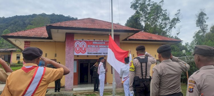 Upacara Memperingati Detik-Detik Proklamasi Kemerdekaan RI ke-80 di Mapolsek Cibal