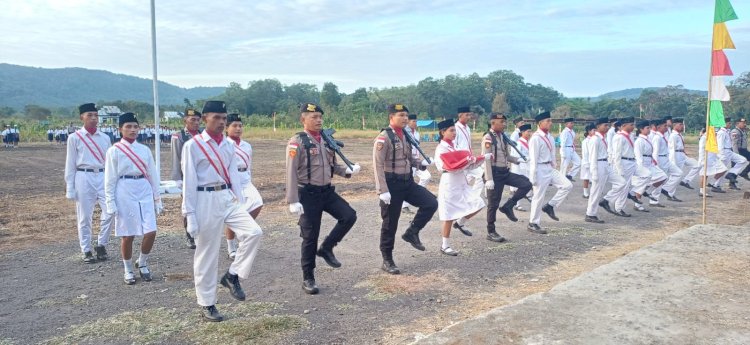 Upacara Penurunan Bendera Merah Putih dalam Rangka Peringatan HUT ke-80 Kemerdekaan Republik Indonesia