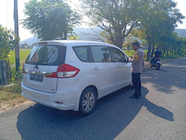 Peran Aktif Polsek Reo Membantu Sosialisasi dan Pelayanan Pembayaran Pajak Kendaraan Bermotor