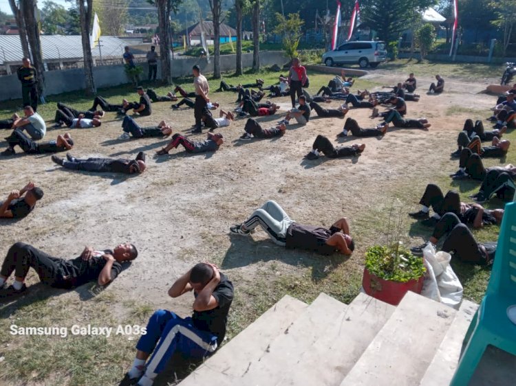 Drill Tongkat dan Borgol: Peningkatan Keterampilan Satpam Gada Pratama