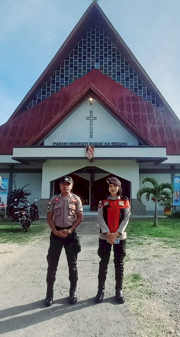 Polres Manggarai Gelar Pengamanan Ibadah Minggu di Sejumlah Gereja Wilayah Langke Rembong