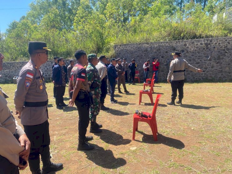 Polres Manggarai Gelar Latihan Menembak Tingkatkan Keterampilan dan Sinergitas