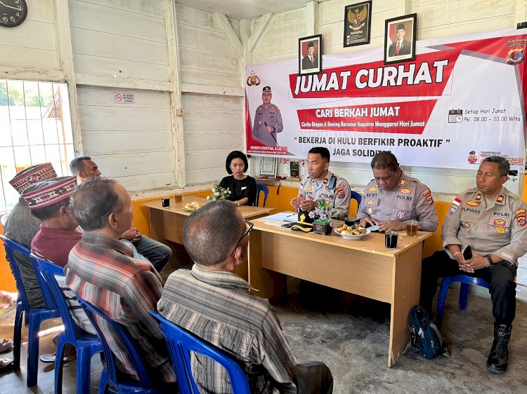 Jumat Curhat, Polres Manggarai dengarkan Aspirasi Masyarakat di Kelurahan Rowang.