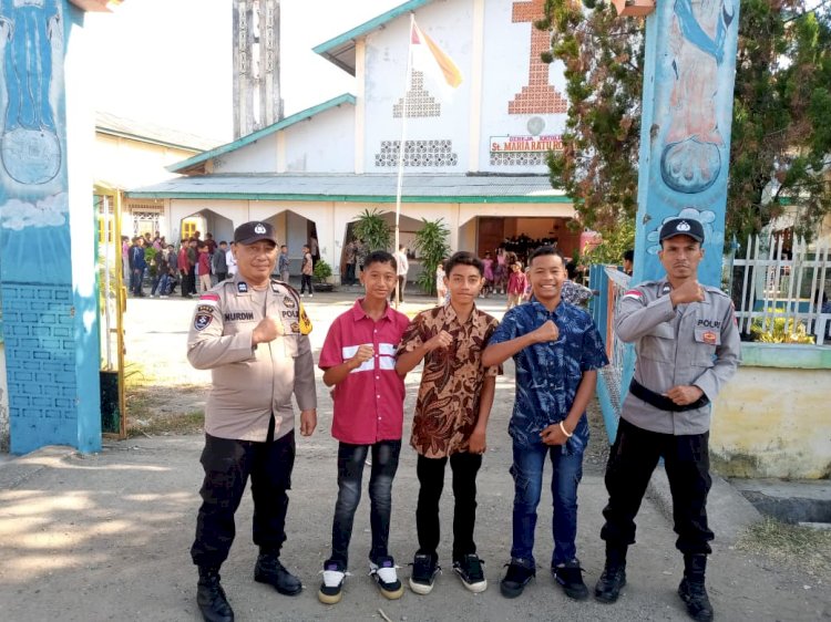 Polsek Reo Laksanakan Pengamanan Ibadah Misa Minggu
