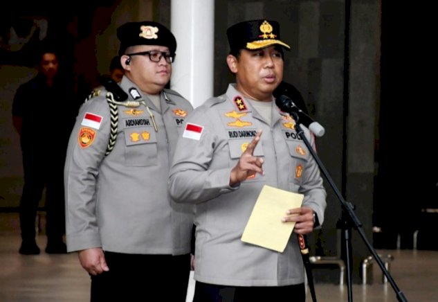 Lepas Keberangkatan Personel Brimobda NTT BKO ke Polda Metro Jaya, Kapolda NTT: Pulanglah dengan Selamat dan Penuh Kebanggaan