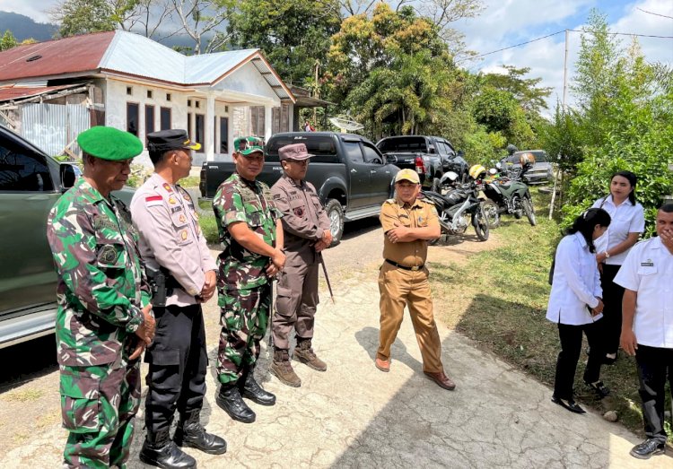 Wakapolres Manggarai Hadiri Launching Program Makan Bergizi Gratis di SMPN 6 Langke Rembong