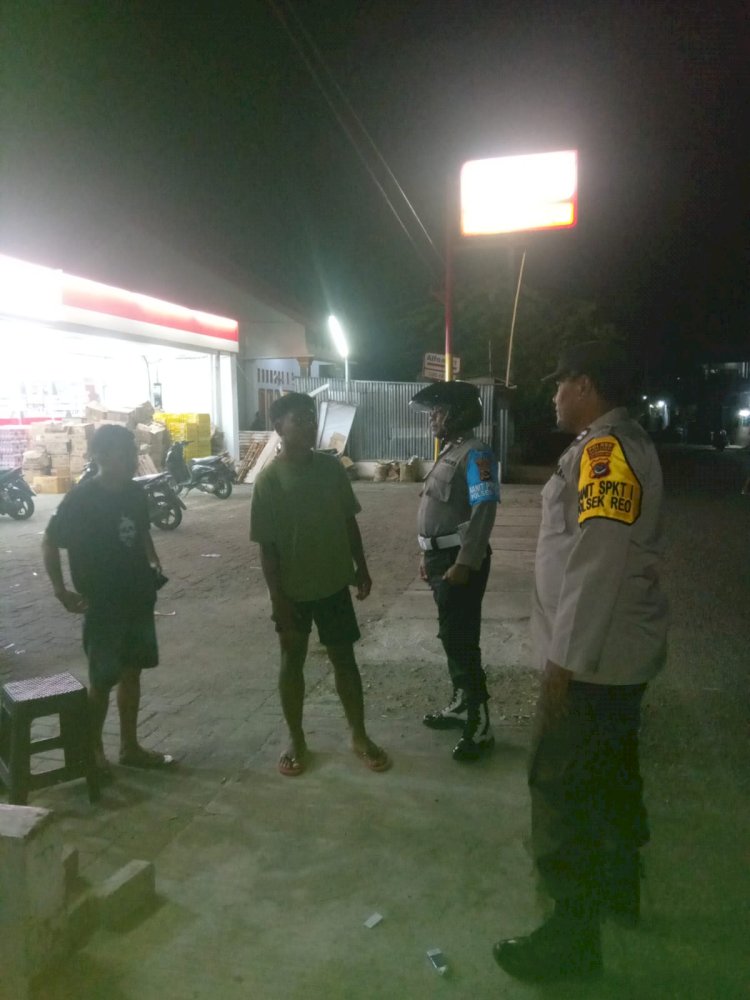 Polsek Reo Gelar Patroli Malam Antisipasi Gangguan Kamtibmas