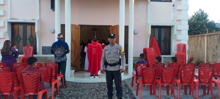 Polres Manggarai Amankan Ibadah Minggu, Pastikan Umat Beribadah dengan Nyaman