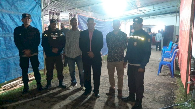 Bhabinkamtibmas Langke Rembong Amankan Pesta Pernikahan di Aula Gereja St. Nikolaus Golodukal