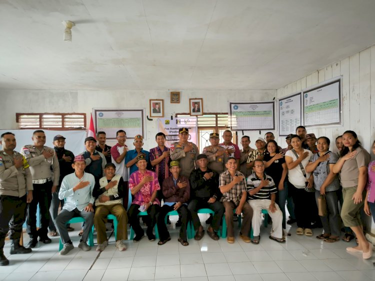 Polres Manggarai Gelar Jumat Curhat di Carep: Wadah Informasi dan Aspirasi Masyarakat.