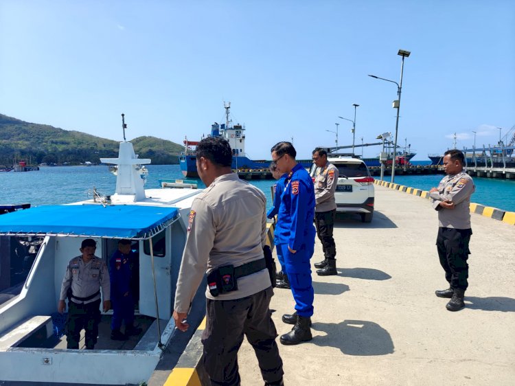 DITPOLAIRUD POLDA NTT LAKSANAKAN SUPERVISI PENGAWASAN DAN PEMERIKSAAN DI SAT POLAIRUD POLRES MANGGARAI