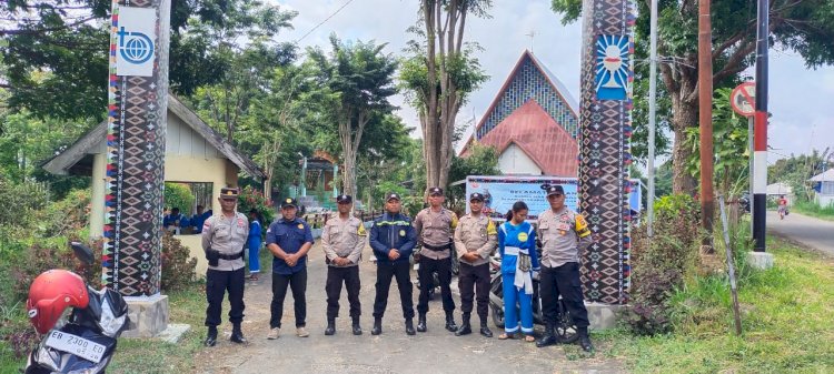 Polres Manggarai Amankan Prosesi Perarakan Patung Bunda Maria Ratu Rosari dalam Festival Golo Curu 2025