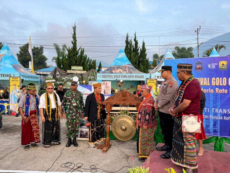 Kapolres Manggarai Hadiri Pembukaan Pameran Kuliner dan Pentas Seni Festival Golo Curu 2025