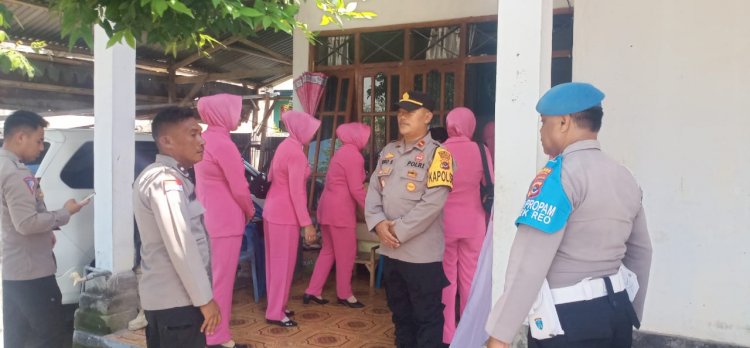 Anjangsana Bhayangkari Cabang Manggarai dalam Rangka HKGB, Beri Dukungan Moril dan Tali Asih kepada Purnawirawan dan Warakawuri