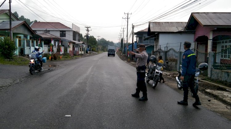 Polres Manggarai Gelar Pengamanan dan Pengawalan Prosesi Perarakan Patung Bunda Maria Ratu Rosari pada Festival Golo Curu 2025