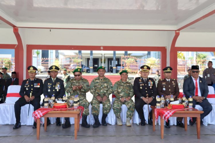 Polres Manggarai Hadiri Upacara HUT TNI ke-80, Wujudkan Sinergitas TNI-Polri